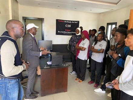 visite-pédagogique-ECPI-Dakar-blog-une-immersion-éducative-tournée-vers-les-compétences-d-avenir